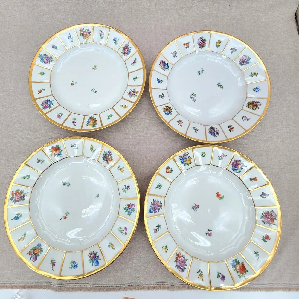 4 settings - Royal Copenhagen 'Henriette' 10.25 Inch Dinner Plates #444-8549